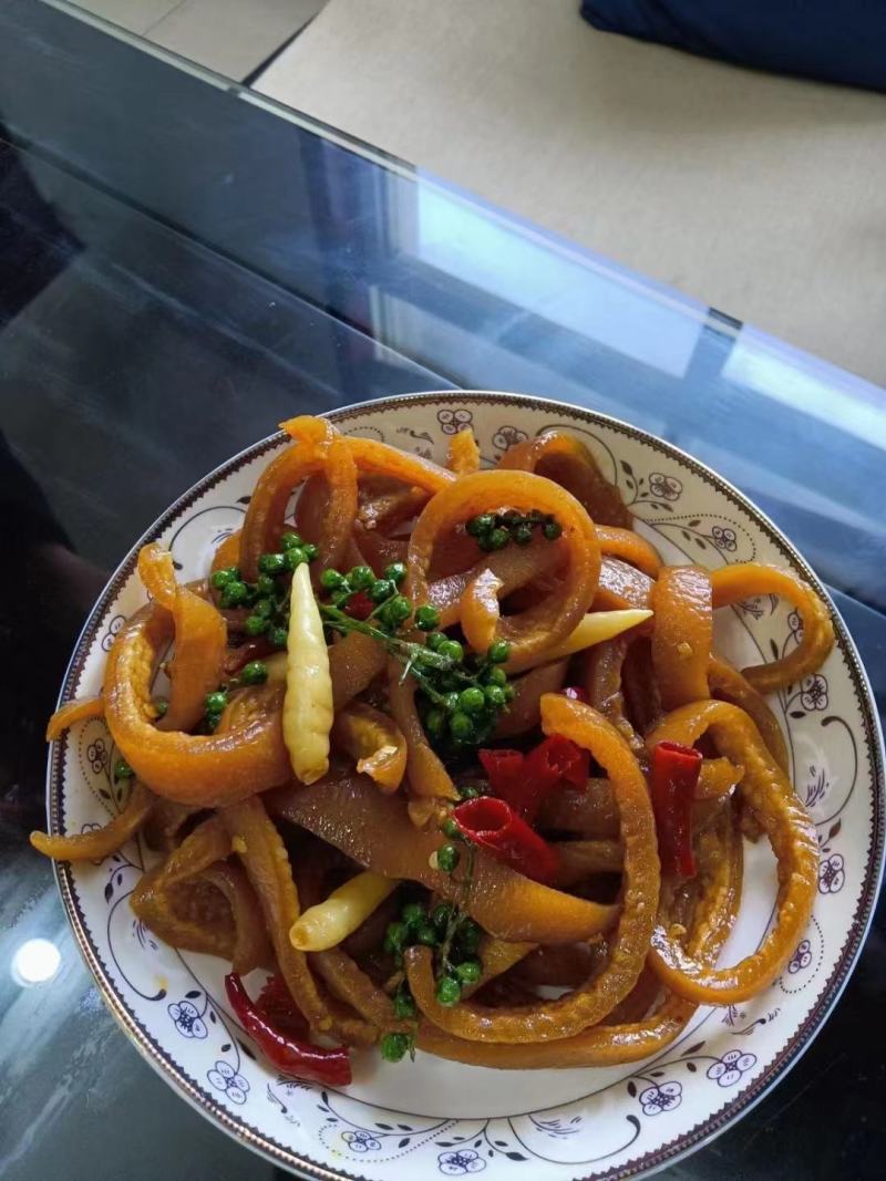 藤椒猪皮全熟的开袋即食味道巴适