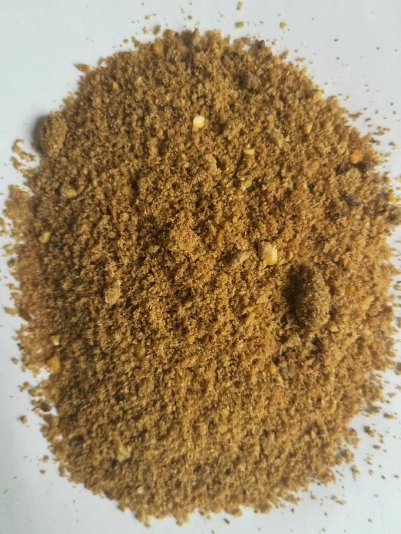 发酵饲料，改善肠道，增加适口性，添加各种有益菌！
