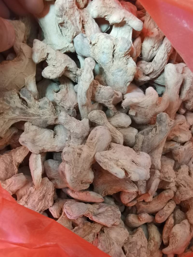 干姜块新货货，原汁原味欢迎个位老板来看货