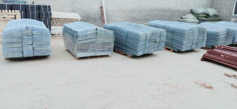 鹌鹑笼加粗加密芦丁鸡养殖笼产蛋笼集蛋笼立式自动笼具