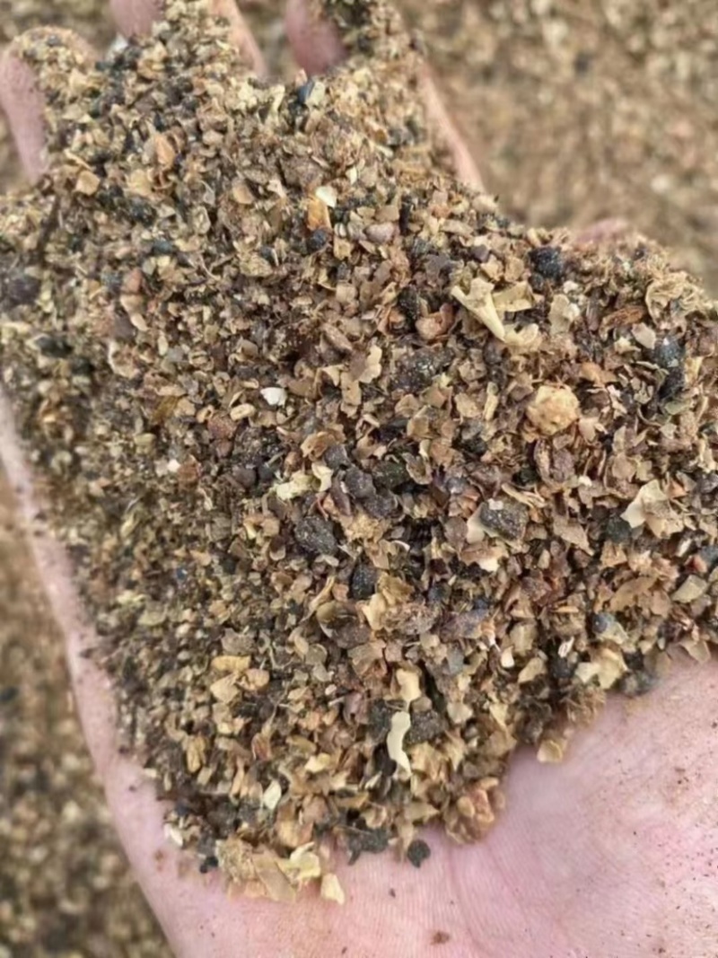 现货：膨化大豆粉，豆粕，大豆壳，玉米筛漏，碎豆皮
