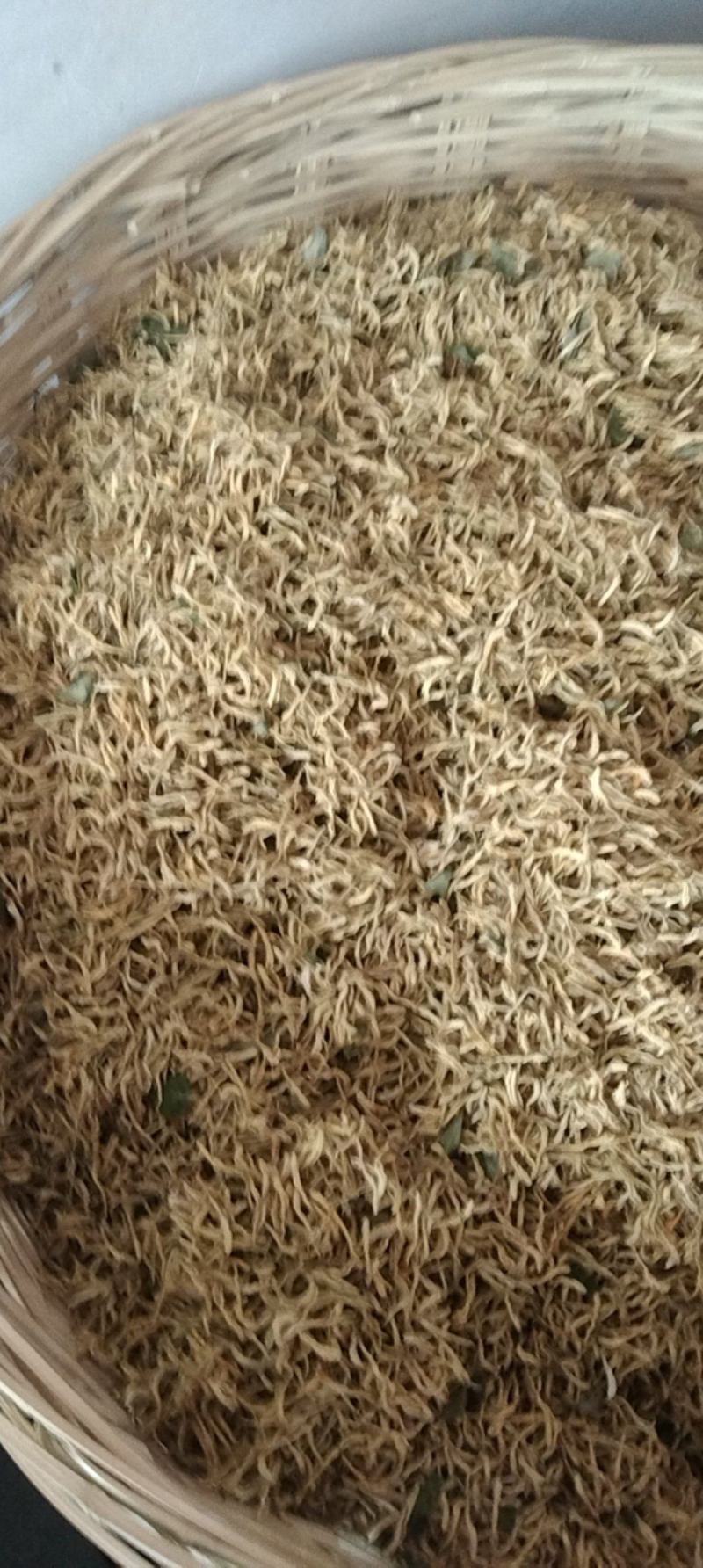 出售优质金银花，日晒天然干花。中药成份足，功效好。