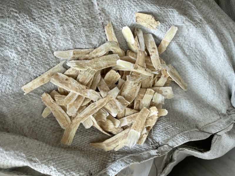 黄芪压片甘肃岷县黄芪压片产地直发。批发价格量大包邮