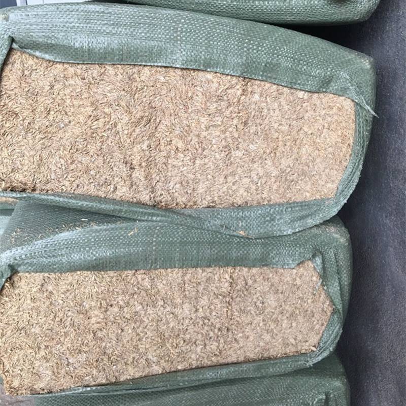 大型米厂供应压缩稻壳，稻壳粉，专业加工，质量上乘