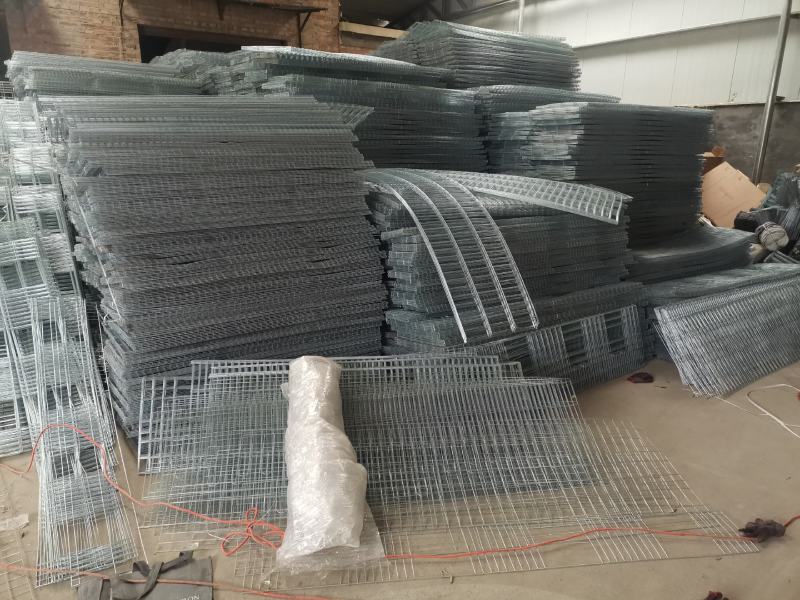鹌鹑笼加粗加密芦丁鸡养殖笼产蛋笼集蛋笼立式自动笼具