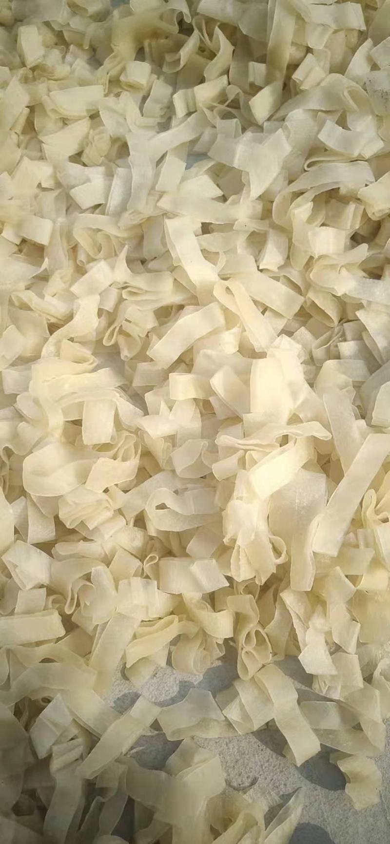 精制面皮，食用方便，营养美味，品质好，卖点高。
