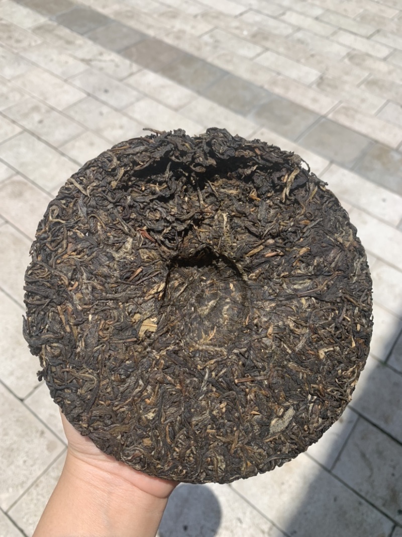 现货200箱2013年布朗山古树茶，图片实拍，开店的私聊