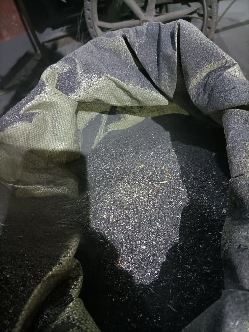 稻壳灰，纯稻壳烧锅炉产出的灰，每天3吨的量，大量供应。
