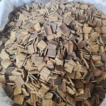 杜仲杜仲皮杜仲方块杜仲去皮炒杜仲整排捆绑杜仲