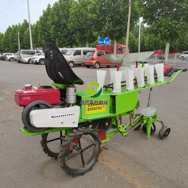 柴油自走式多功能移栽机辣椒茄子黄瓜栽苗机株距可调