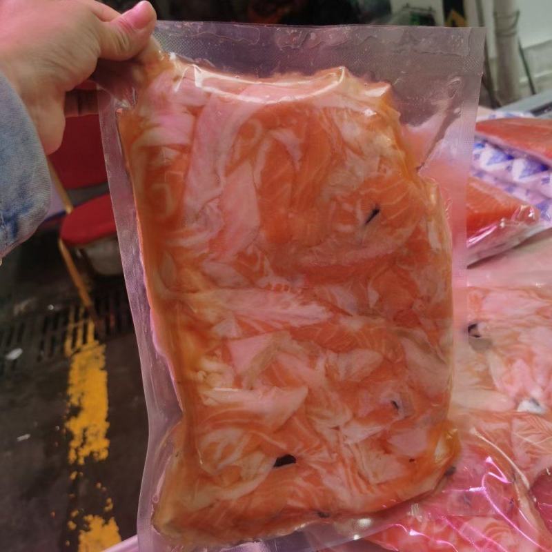 主要做社区团购，主要处理各大工厂冻品尾货为主