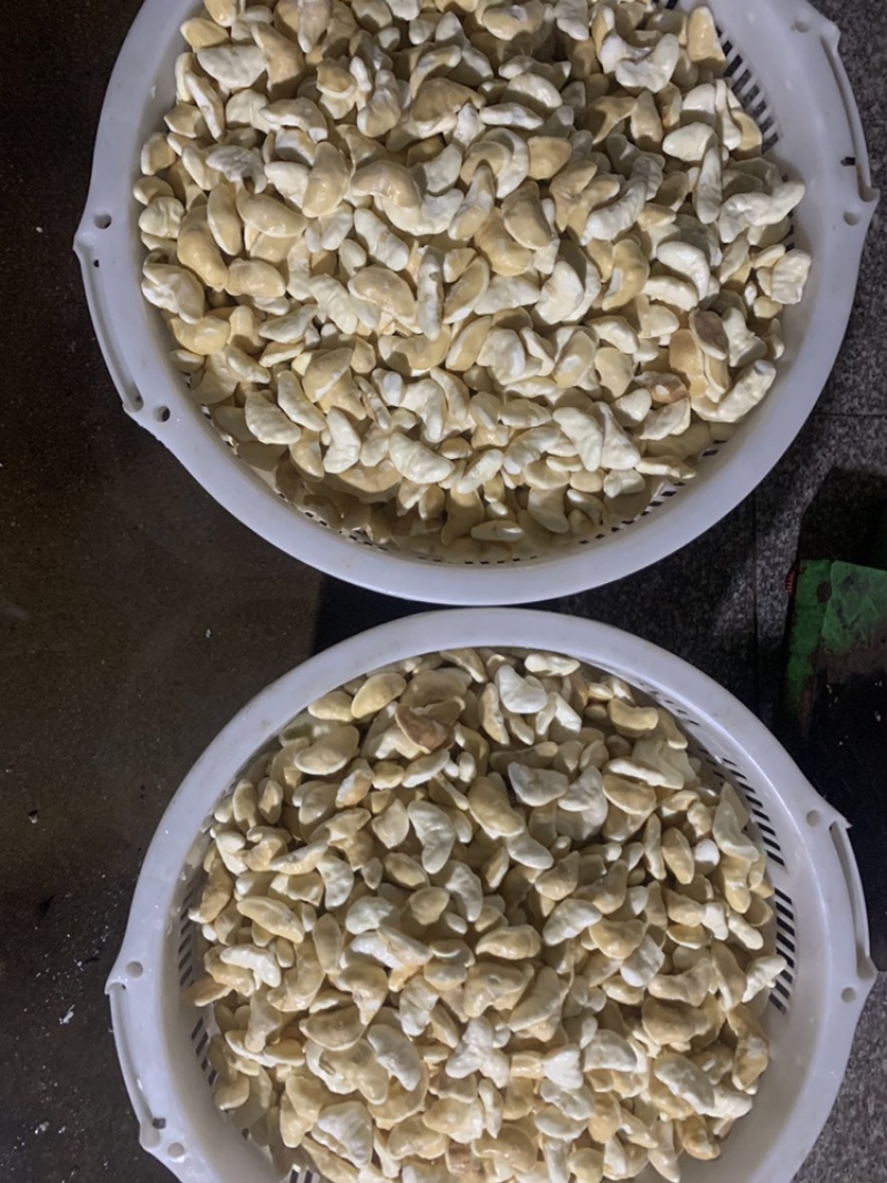 菱角米，溪水种植，口感好，绿色健康，欢迎合作，放心负责