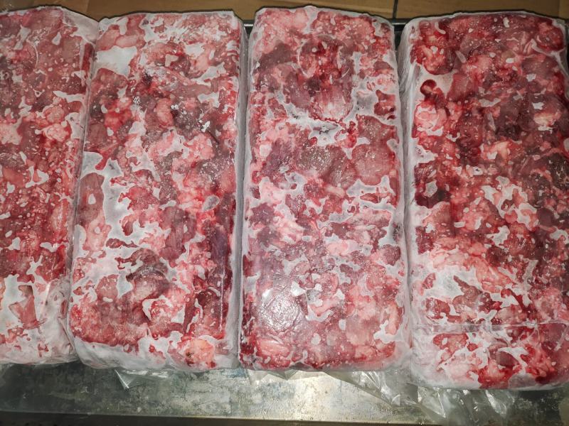 牛碎肉，烧烤食材，火锅食材可批发，可零售，全国可发货