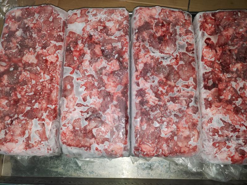 牛碎肉，烧烤食材，火锅食材可批发，可零售，全国可发货