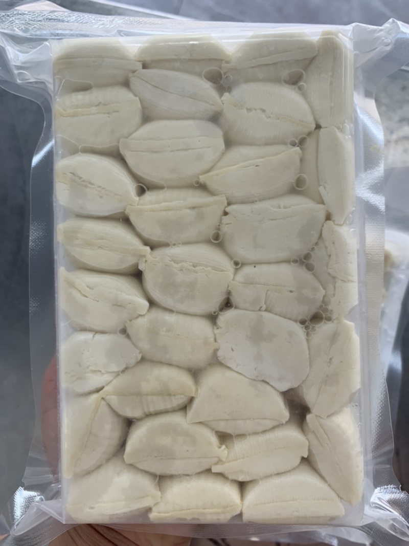 云南石屏包浆豆腐