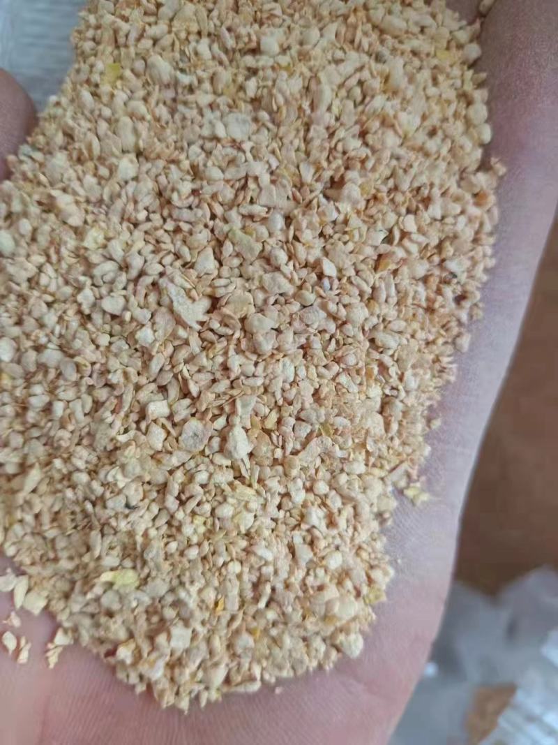 豆粕小料，麸皮小料，豆皮小料，蛋白高，适合各种养殖，