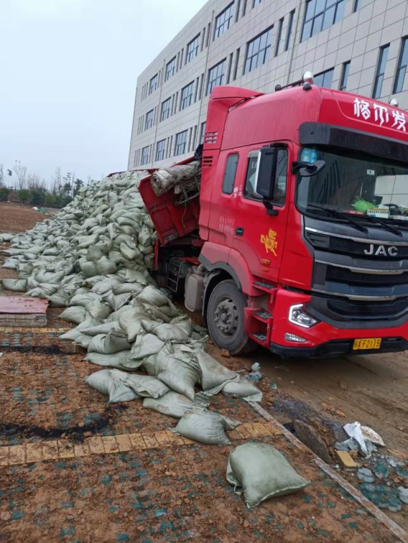 厂家批泥炭土，营养土，育苗基质，屋顶花园土，
