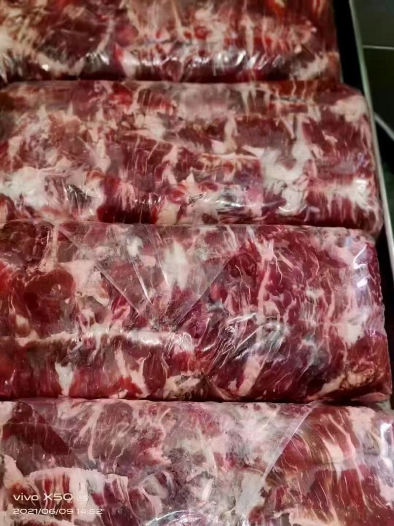牛碎肉我们是厂家直销批发价格，一手货源所有的商品证件全