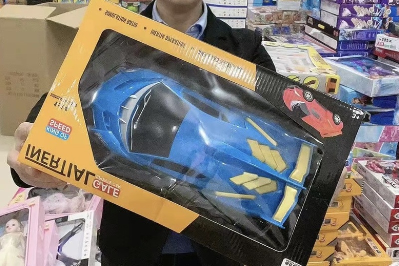 遥控飞机汽车布娃娃等厂家批发直出等五十种玩具
