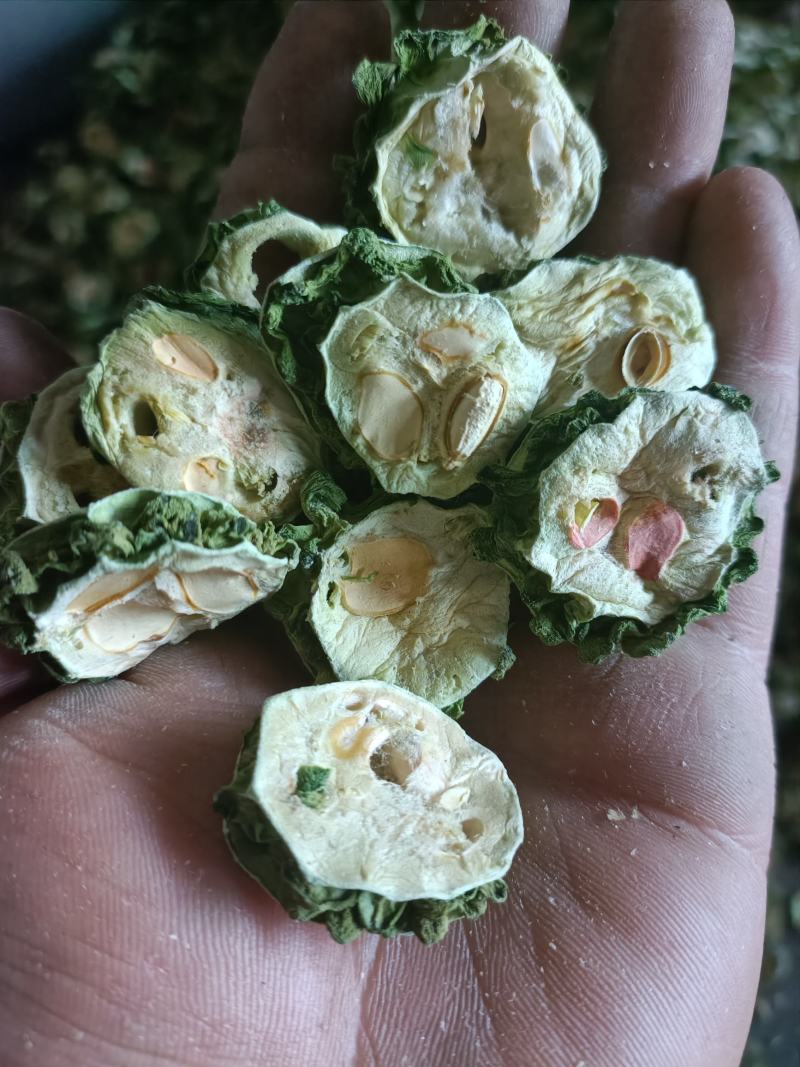 烘干苦瓜干,质量好，价格低，有需要的联系我