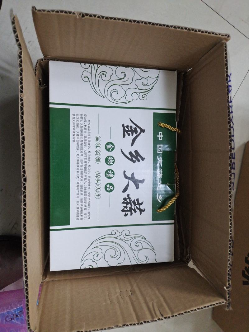金乡大蒜批发代加工礼盒装一提5斤22元
