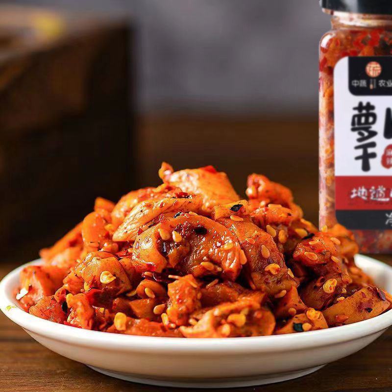 瓶装麻辣香脆嘎嘣脆萝卜干脆爽正宗白萝卜丁酱菜咸菜厂批发