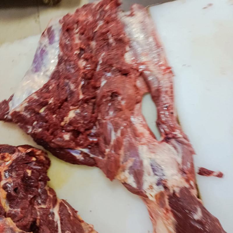 生鲜去皮驴肉，养殖基地一手货源，厂家批发直销，货源充足稳