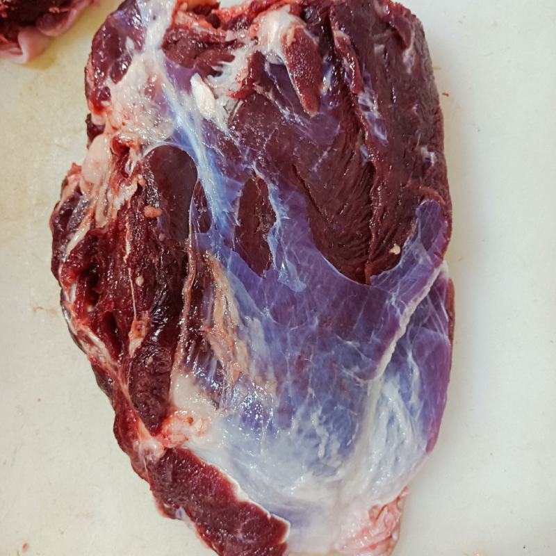生鲜去皮驴肉，养殖基地一手货源，厂家批发直销，货源充足稳
