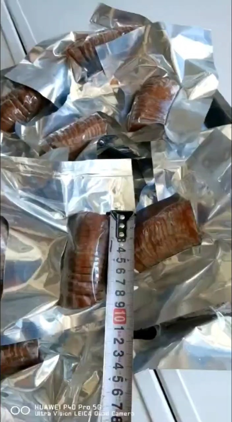 新鲜鹿茸段血养肾益精固本1.5一克要多大的联系客服