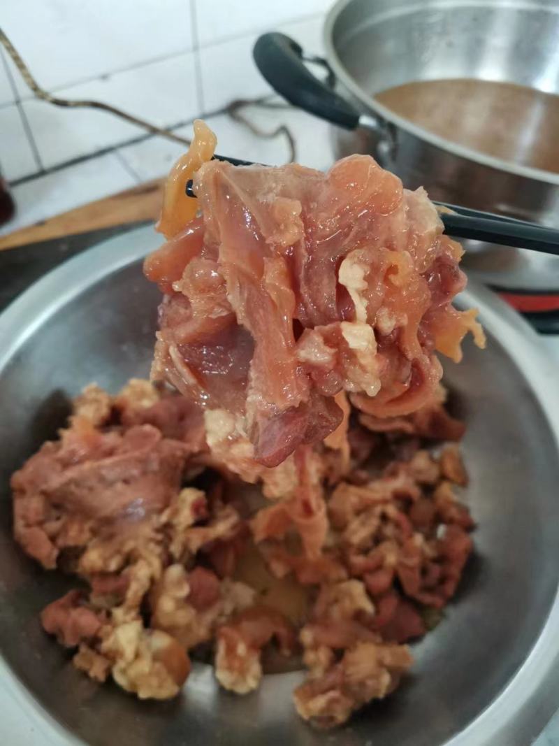 牛棒骨筋，纯干货制量好，价格合理，干净卫生，老板下下单咯