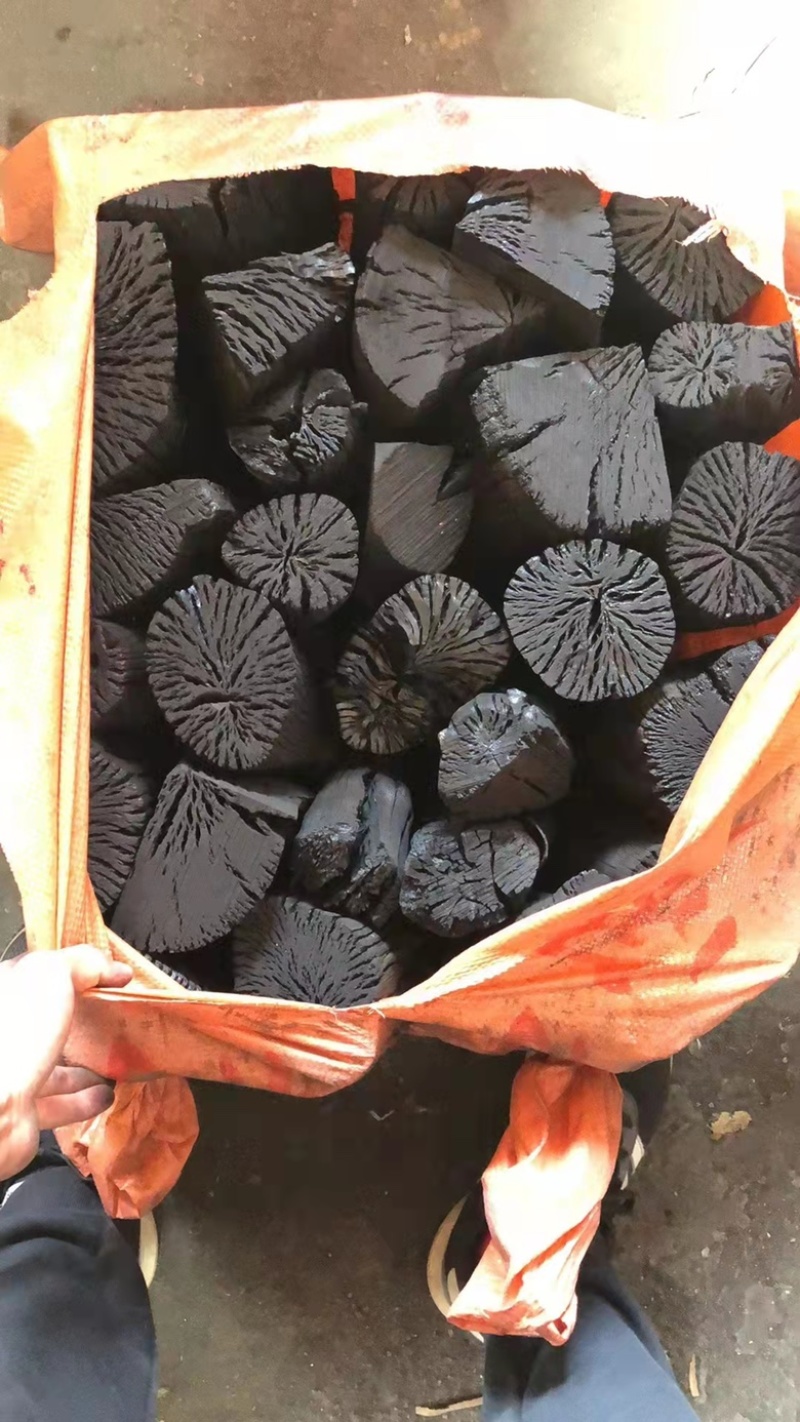 荔枝木炭