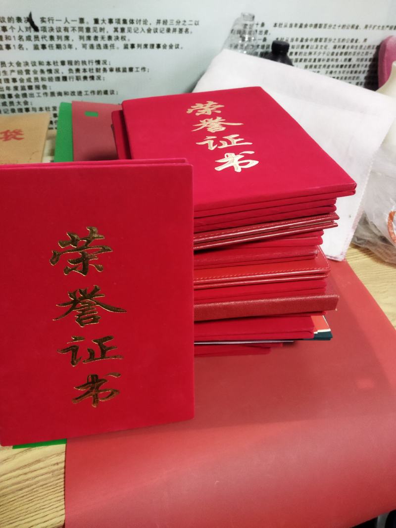 每年大量供应羊肚菌母种，原种，栽培种欢迊全国各地用户光临