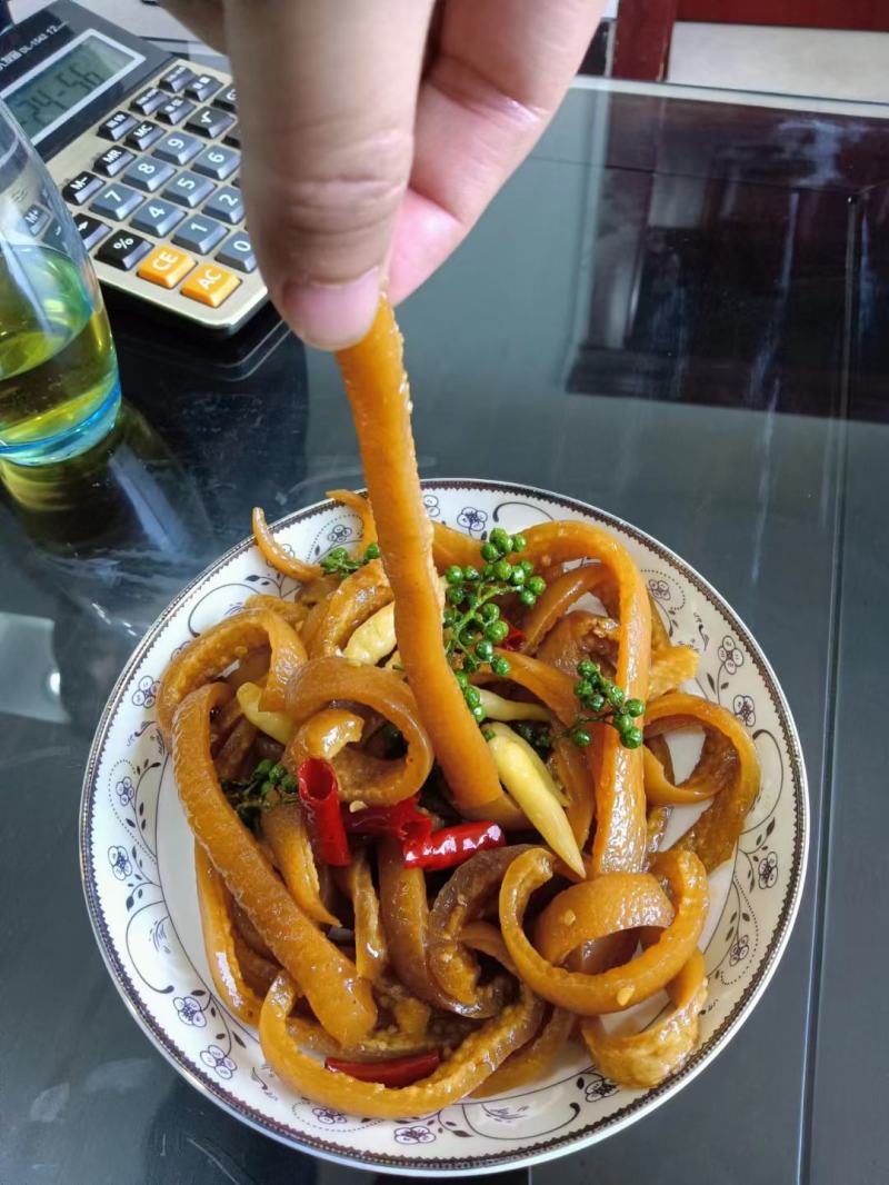 藤椒猪皮丝，冷吃猪皮丝，开袋即食，厂家直供