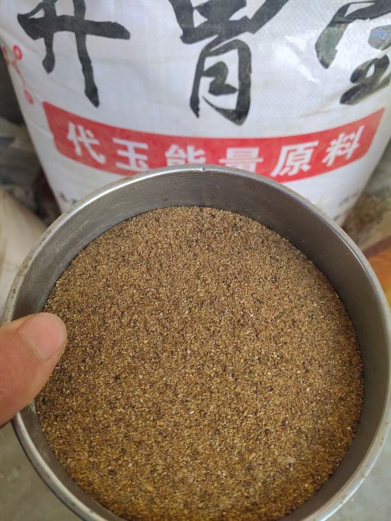 开胃宝底温发酵料，调理肠道吸收，提高日增长缩短育肥期。
