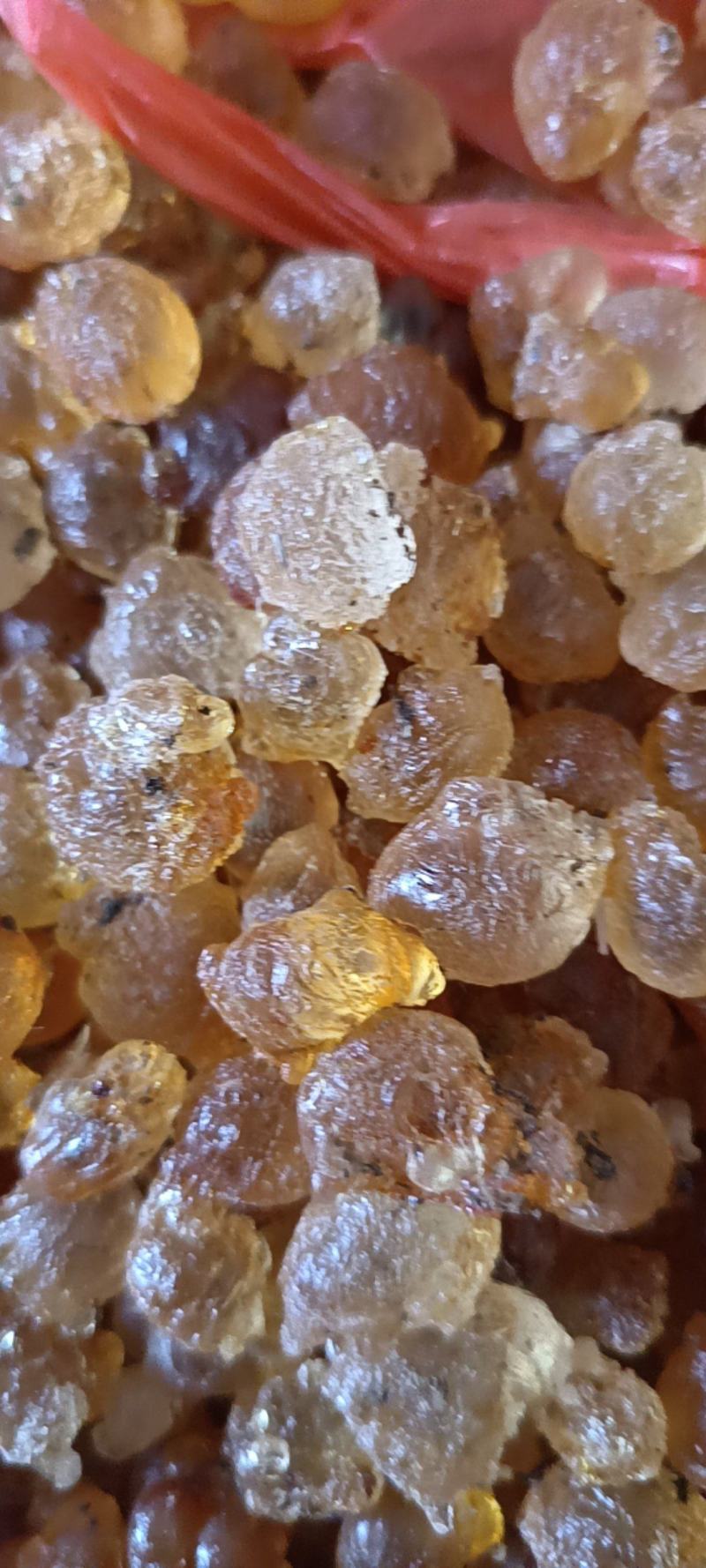 沂蒙山区里的野生优质桃胶，零售批发，产地直发，一级精品
