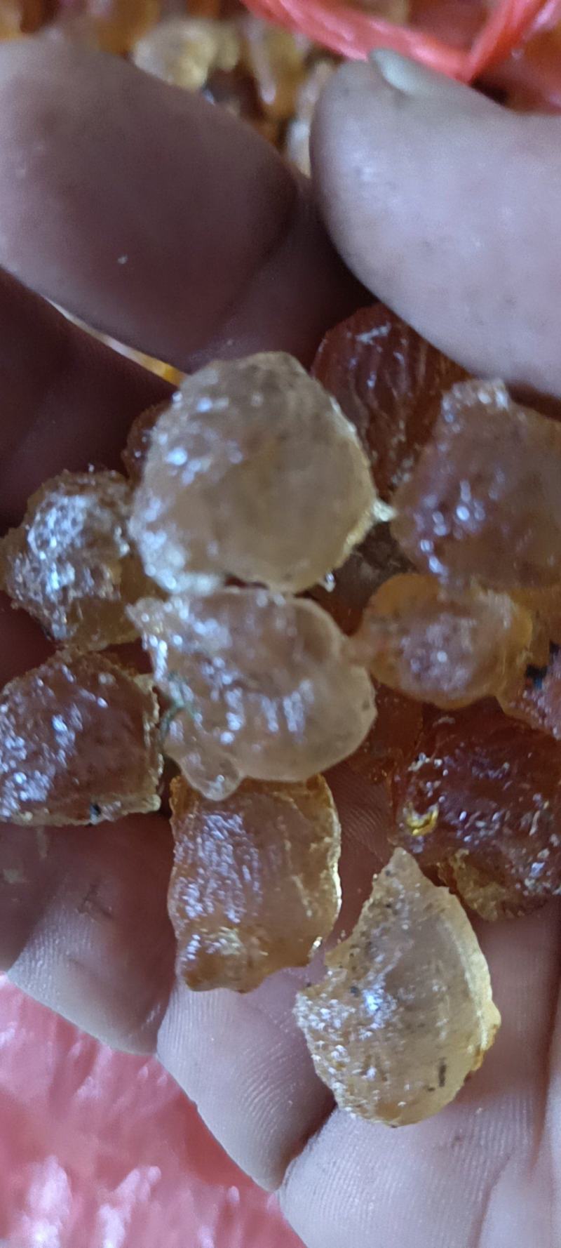 沂蒙山区里的野生优质桃胶，零售批发，产地直发，一级精品