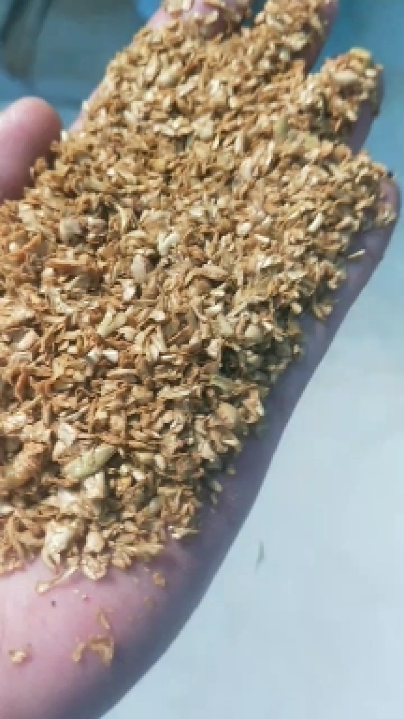 大量生产糖蜜豆皮糖蜜麸皮，豆粕小料，需要的联系我