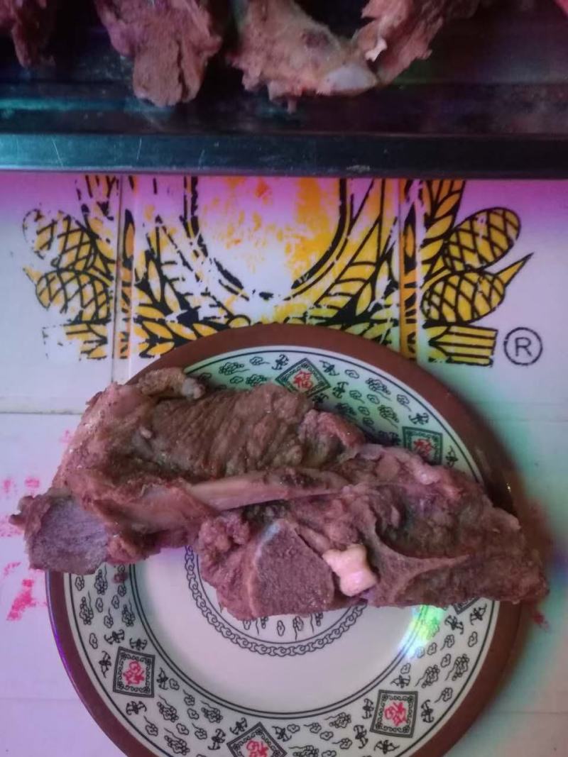 羔羊羊骨，内蒙古羔羊打多，价低，保质保量。