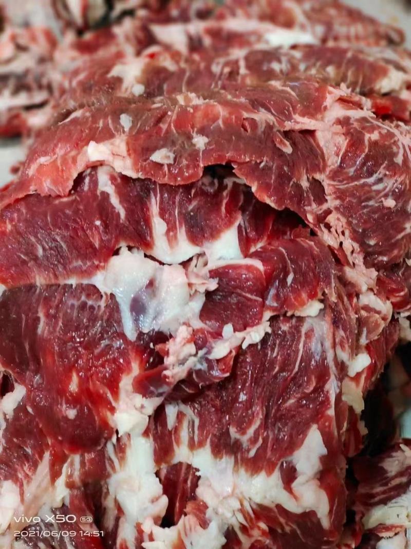 牛碎肉纯干块整精修无油无碎骨价格便宜！厂家直
