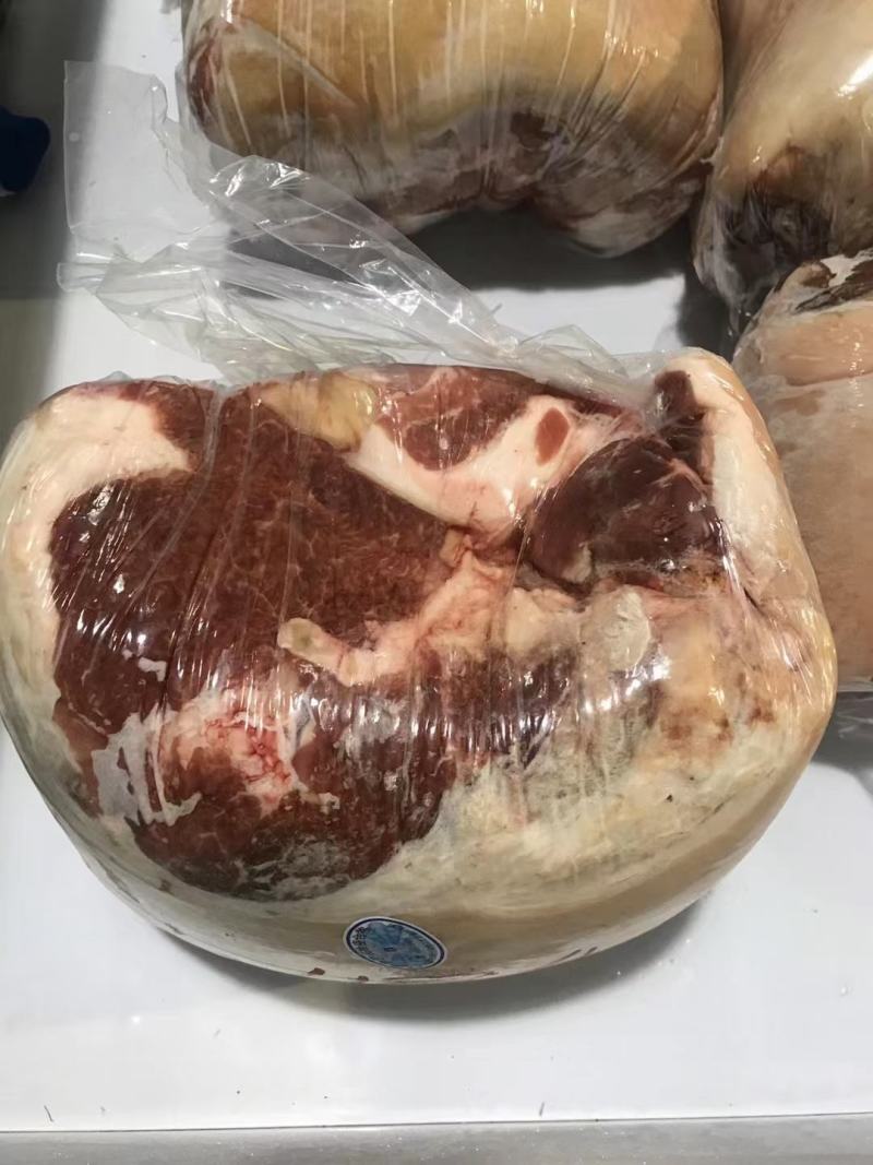 内蒙火烧带皮羊腿肉