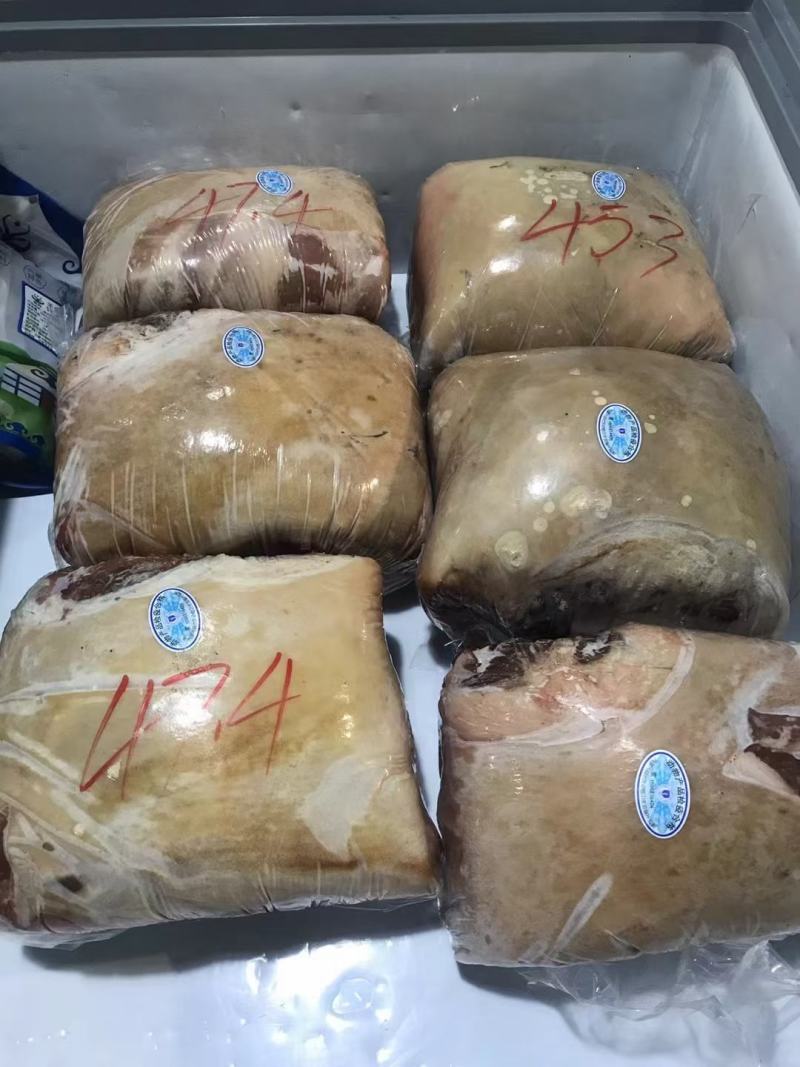内蒙火烧带皮羊腿肉