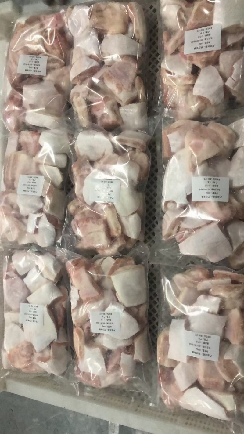 小包装巴沙鱼腩，肉质鲜美，充满胶原质优价廉，让客户有钱赚