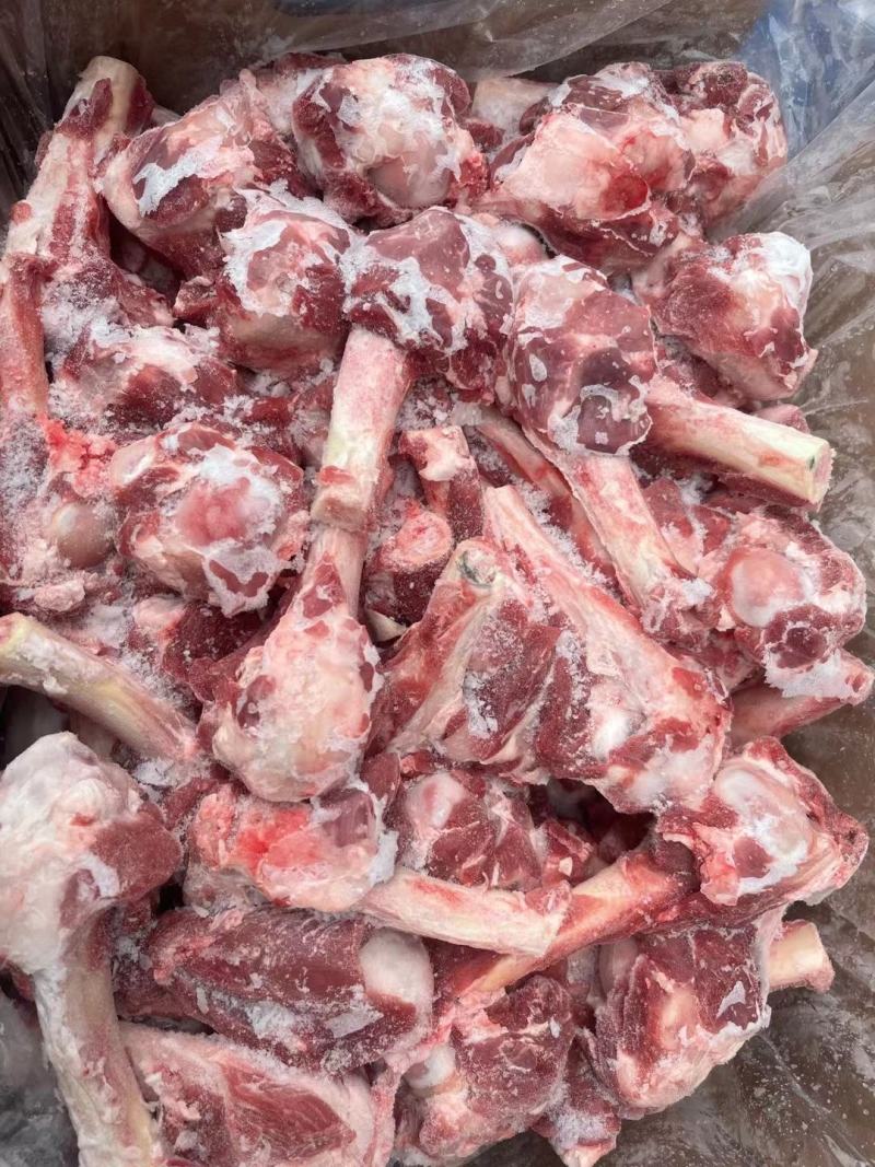 多肉羊棒骨，肉特别多，熬汤吃肉吸骨髓，量大从优