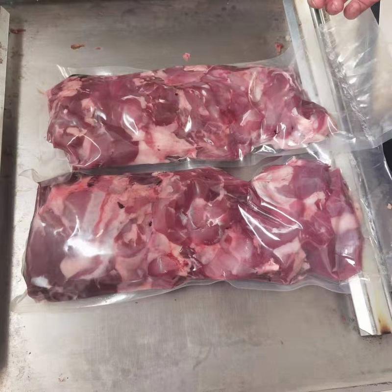 羊碎肉纯干精修羔羊肉块，块大，瘦瘦瘦，可卤炖，烧烤做菜