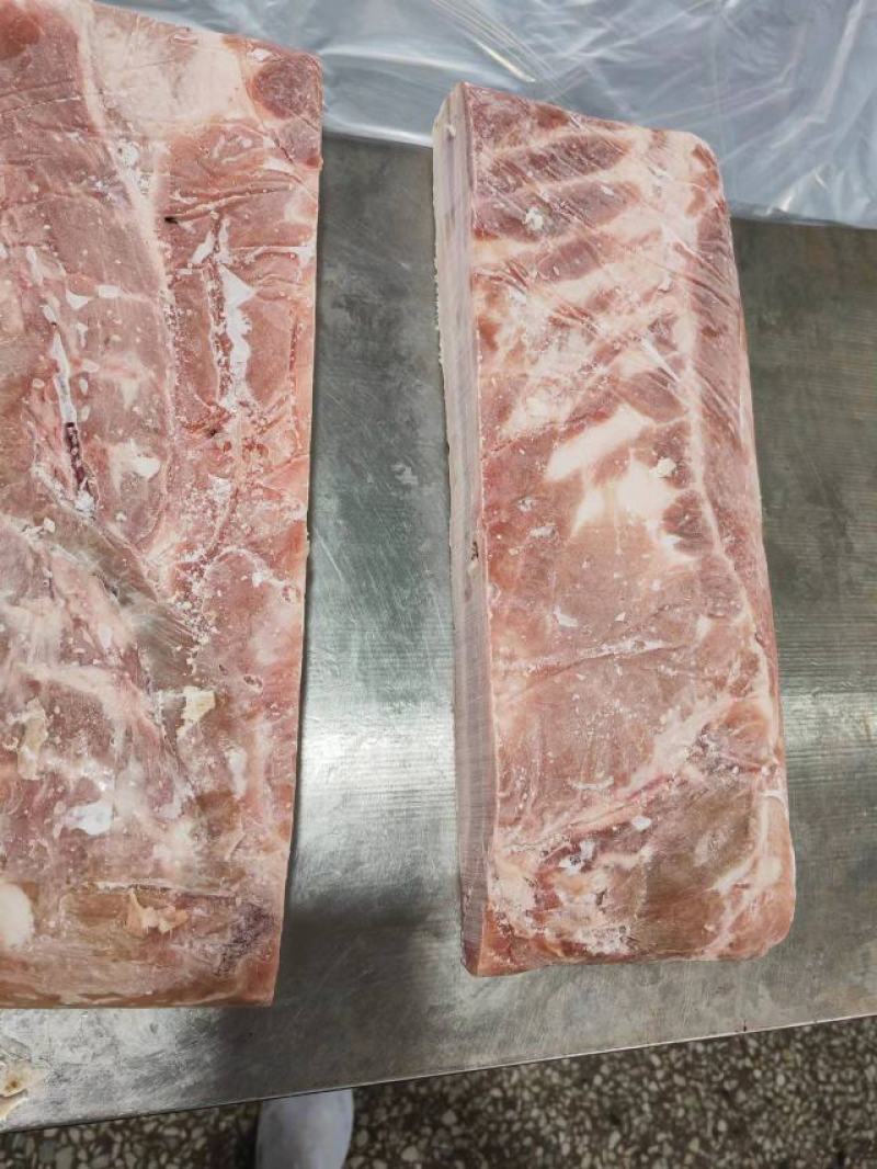 热卖精品去皮五花，每片厚度4公分以上，适合烤肉，串串等等