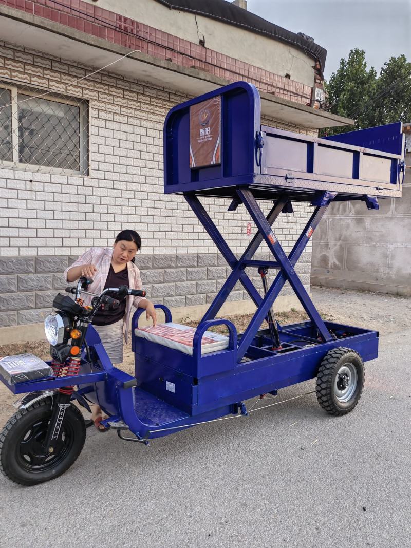 电动升降车搬运车，电动三轮升降车，冷库搬运车菜市场转运车