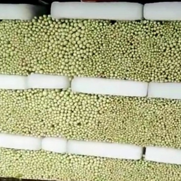 唐山滦南芹菜，中小颗，高度60-75公分
