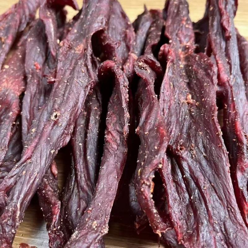 四川特产风干牛肉干风干鸭肉麻辣五香青花椒