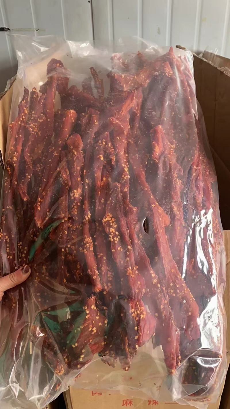 四川特产风干牛肉干风干鸡肉干麻辣五香味