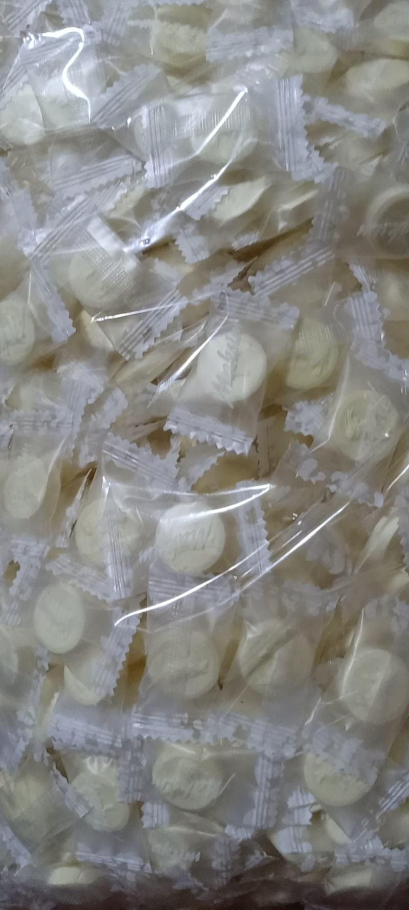 内蒙特产独立包装羊驼牛奶片